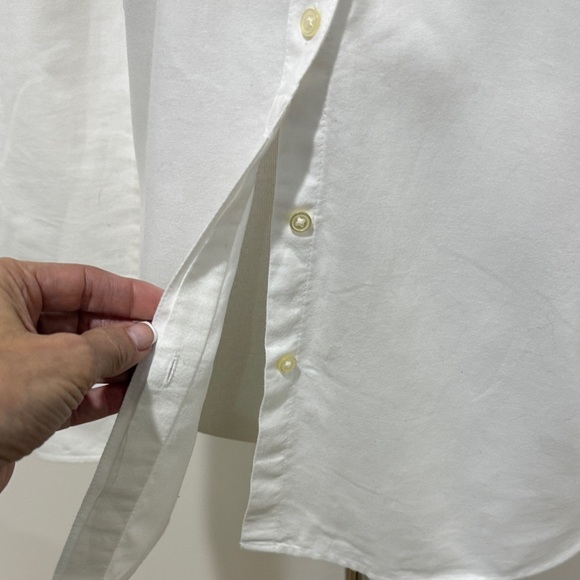 GAP Crisp Collared Shirt Button down Preppy Cleangirl Capsule Luxury Classic M - Picture 3 of 6